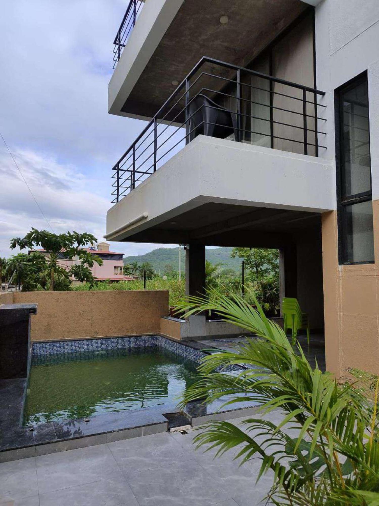 Rising Dust Villa Lonavala Buitenkant foto